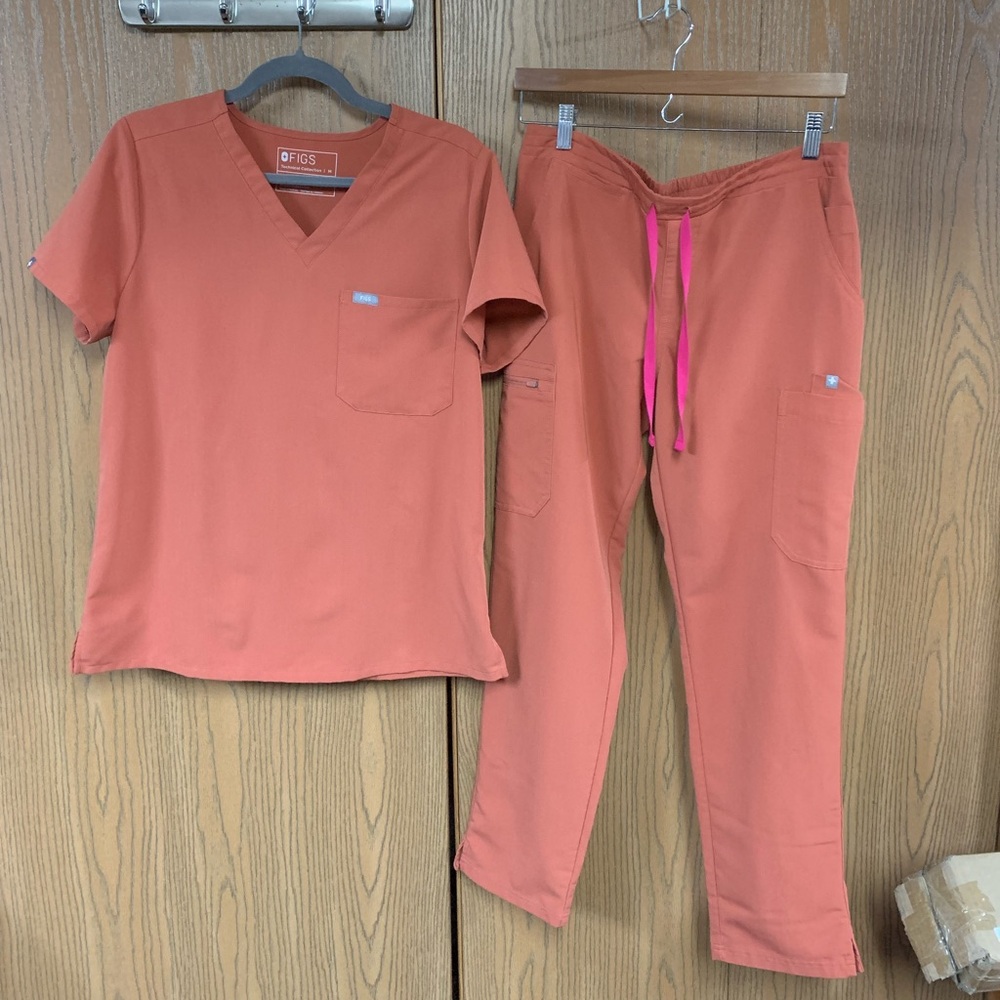 FIGS Set - Terracotta - Catarina Top, Medium & Yola Pants, Medium